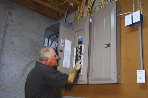 How to check house fuses with multimeter
