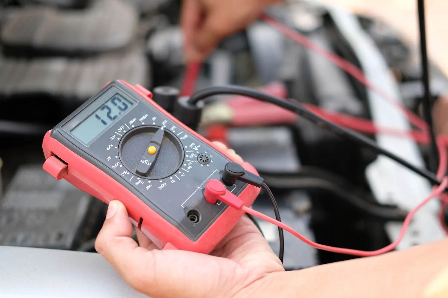 check car wiring harness voltage