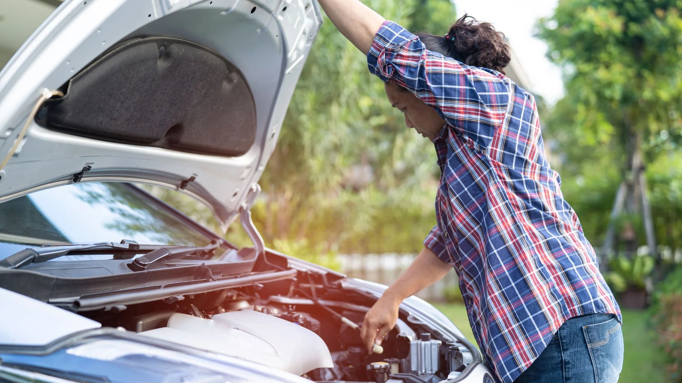 How to Troubleshoot a Car That Won't Start with a Jump
