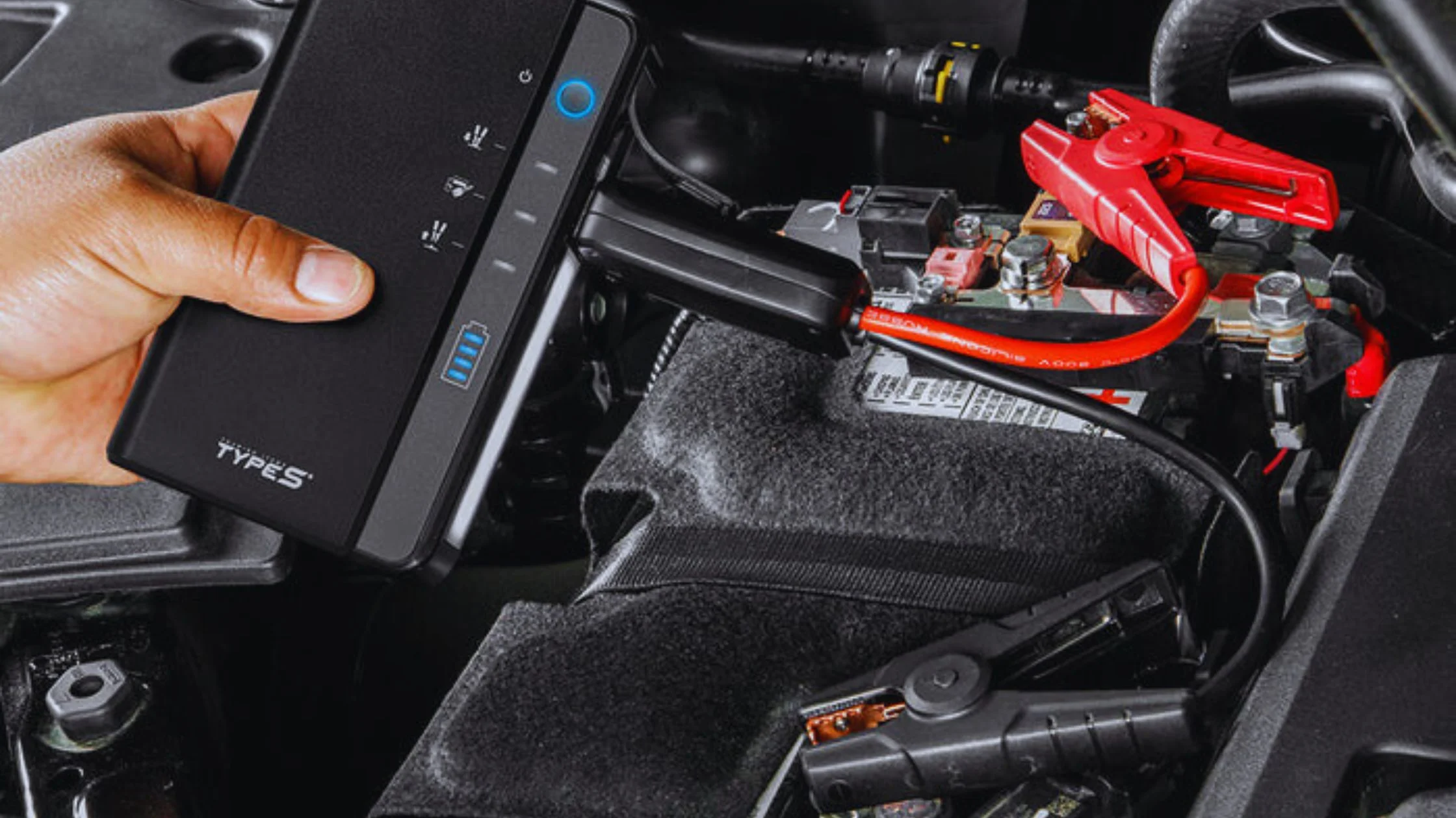 How to identify charging port on jump starter