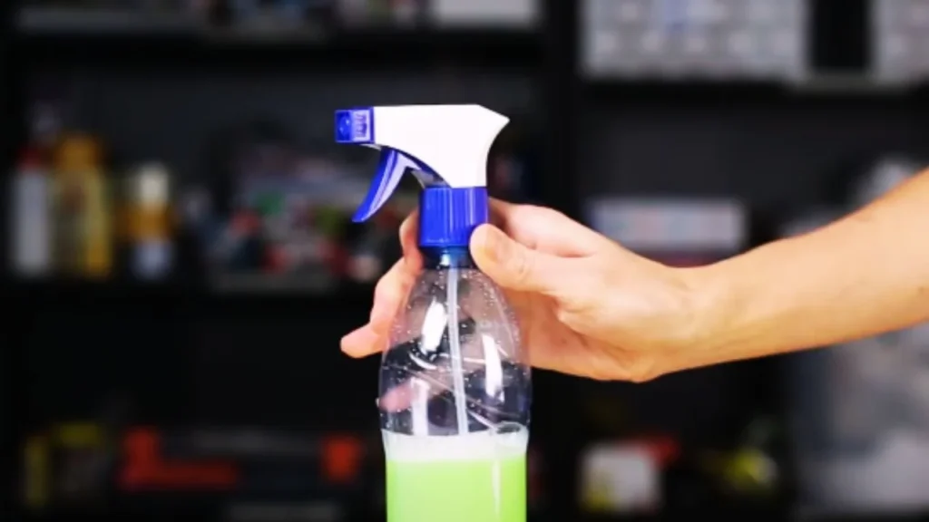 Create a Baking Soda Solution