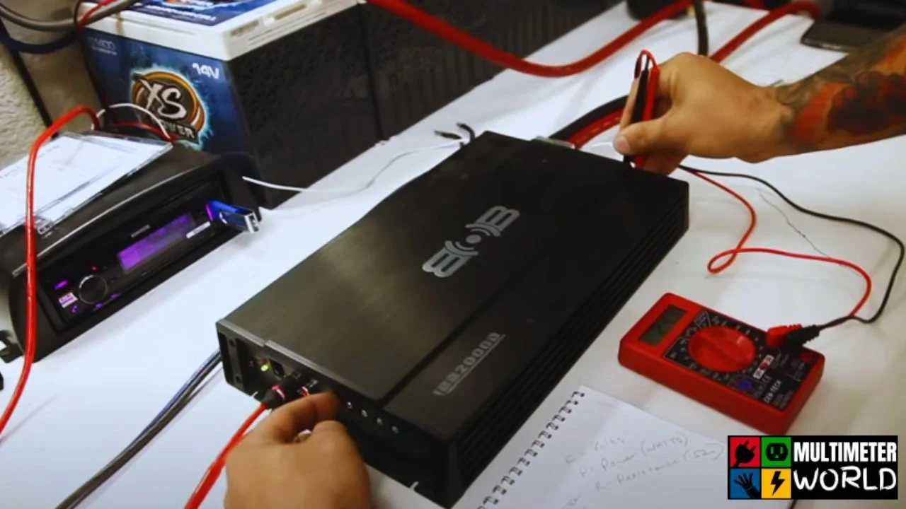 _Monoblock Amp with a Multimeter