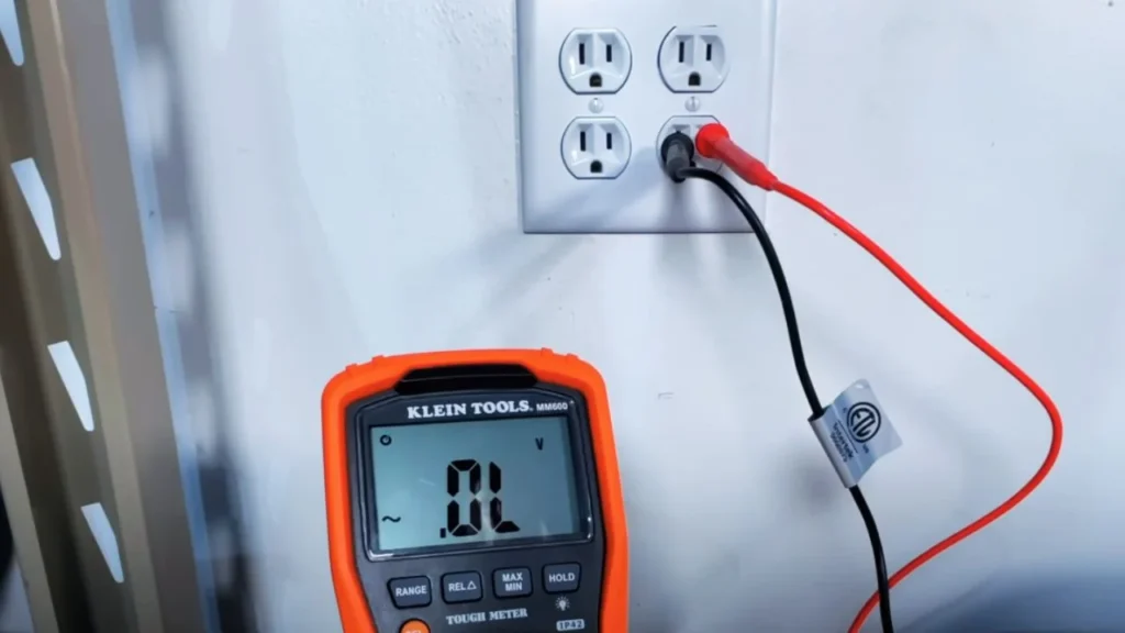  Test 240 Volts with multimeters