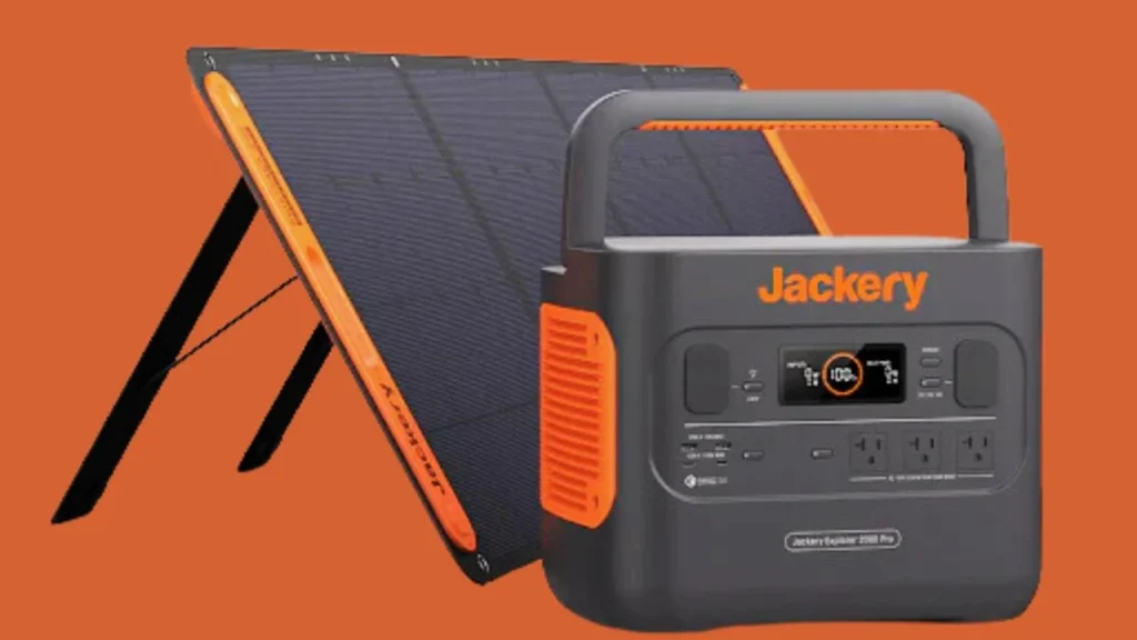Pros and Cons of Using a Solar Generator to Power a Space Heater