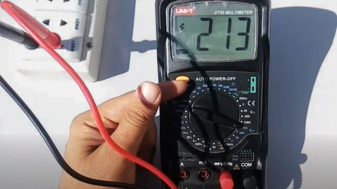 measure volts with a multimeter