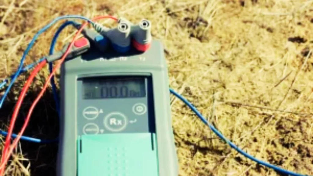 How to Test an Electric Fence with multimeter?
