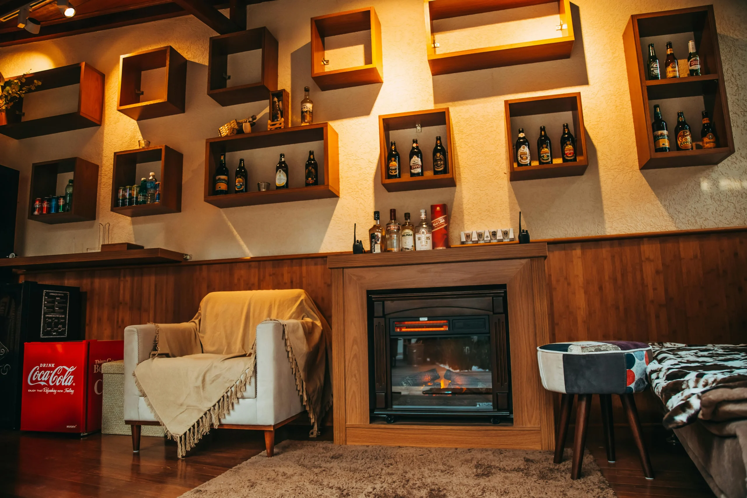 do electric fireplaces give off heat